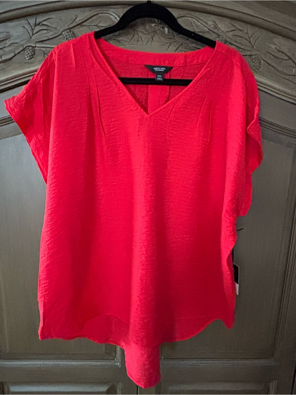 NWT Simply Vera Vera Wang Bright Red V-Neck Short Sleeve Blouse